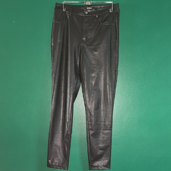 Rewash Jet Black Faux Leather Pants - Picture 1 of 7
